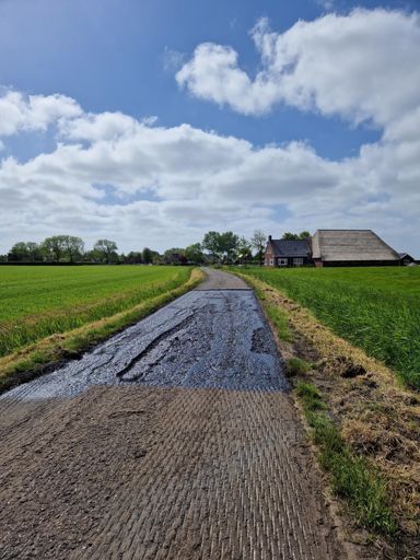 Eigenwijs  aduarderzijl⬇️- ezinge⬆️ ⛔️🚲in de berm🐌🤣