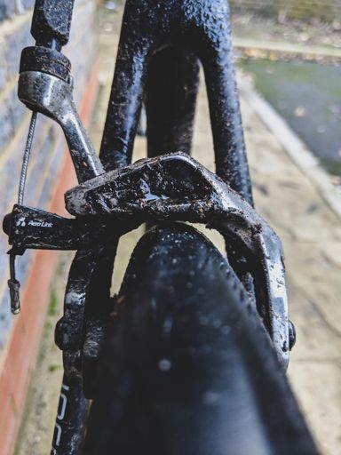 Clearance with 28mm tires ^^