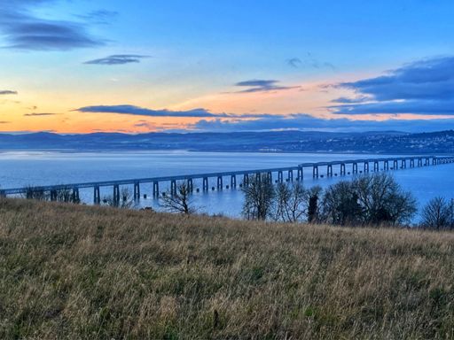 Looking up the Tay past the 'new' rail bridge