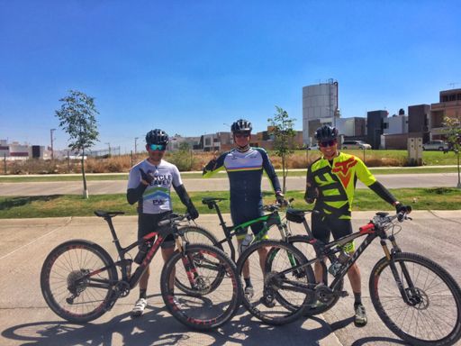 El pose oficial de la rodada...