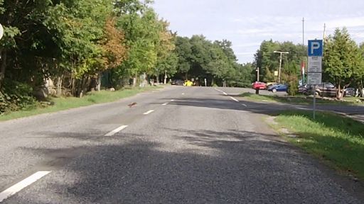 Mókus! :)  A Dobogókő parkoló is meglehetősen üres!