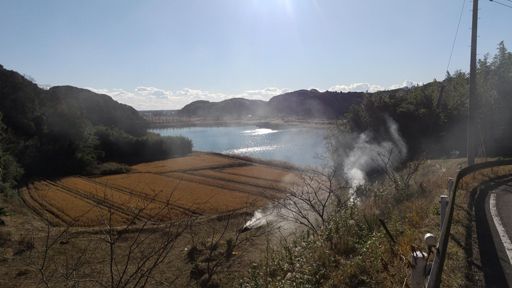兼田貯水池。周辺は坂が多い。セグメント名『激』には恐れ入った🙇