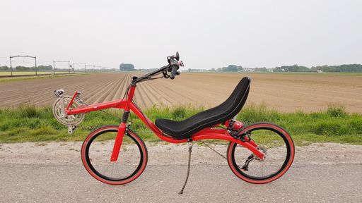 Is het nu mooi of niet... hoe dan ook, de rode bandjes rollen heerlijk vlot en hebben veel grip.