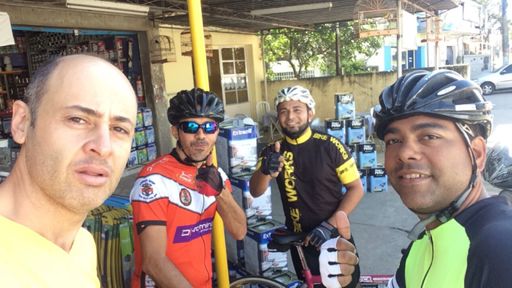 Tirando o careca , só feras