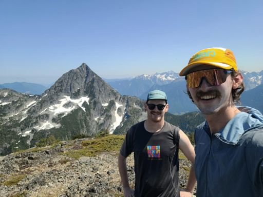 Summit! Williams behind