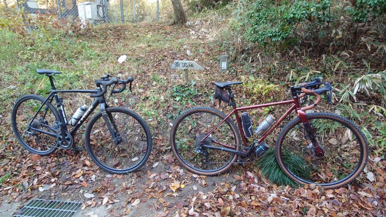 はい、ここでも2台そろえて...