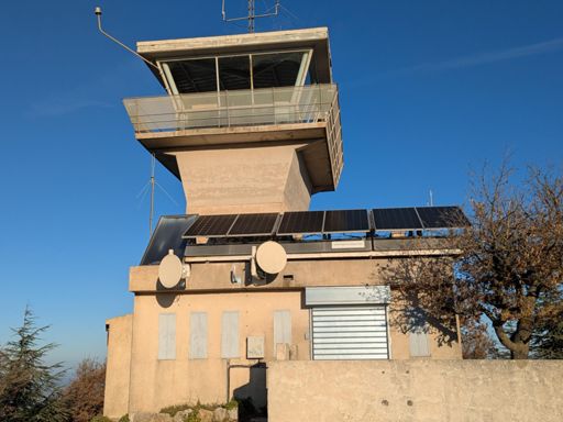 Tour vigie surveillance de feu secteur Mimet.