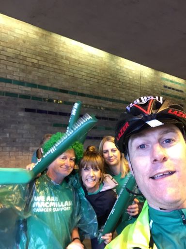 With the Macmillan cheer squad under the tunnel in Kingston upon Thames