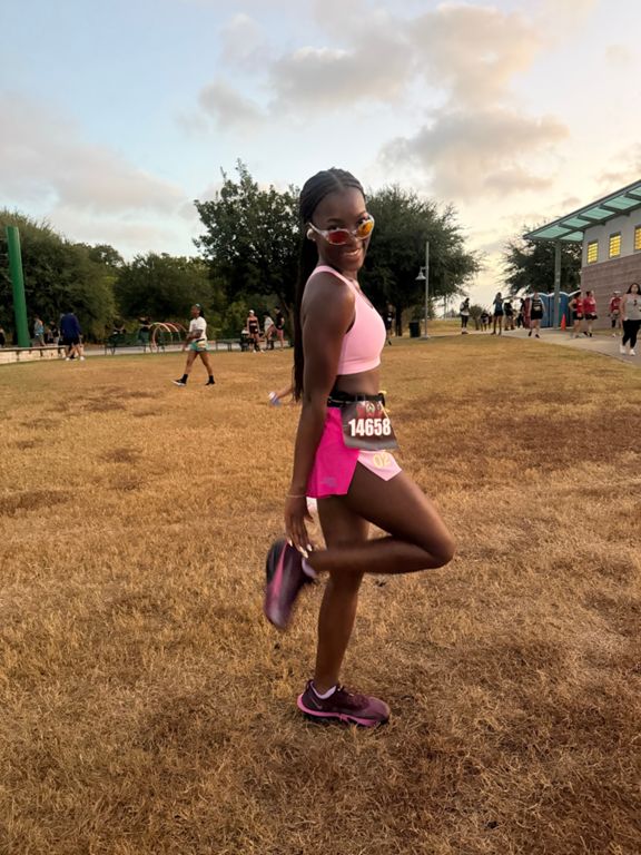 Heroes& Villains #6:55 miles #1stOverall Female photo 1