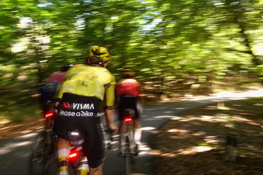 Stiekem, of nu eigenlijk alles behalve geheim, is vrij associëren m’n grootste hobby. Vragen?