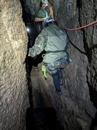 Spéléo avec la belle grimpette