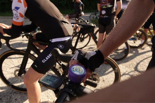 WIE HEB IK AAN DE LIJN HALLO HALLO, MET TELEROMEO?