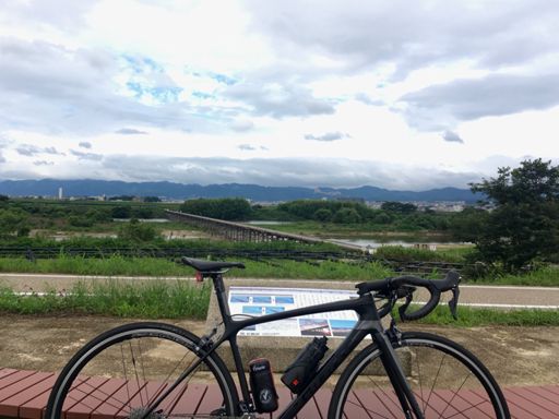 流れ橋初めてゆっくり眺めました☺️