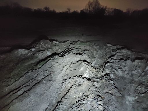 щось накопане чи розбурене по дорозі Муромцем, де квадроциклами їздять, здається раніше не було