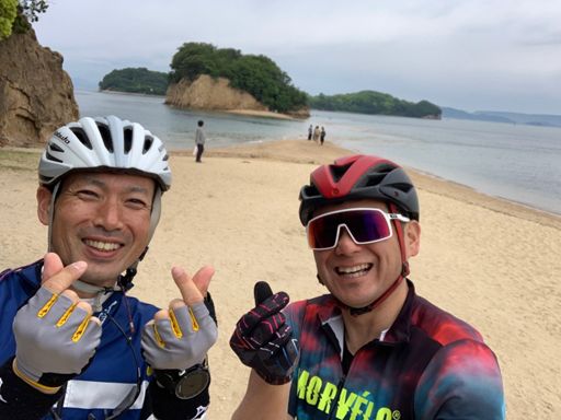 此処におっさん2人の自撮り･･･かなりキツイwww