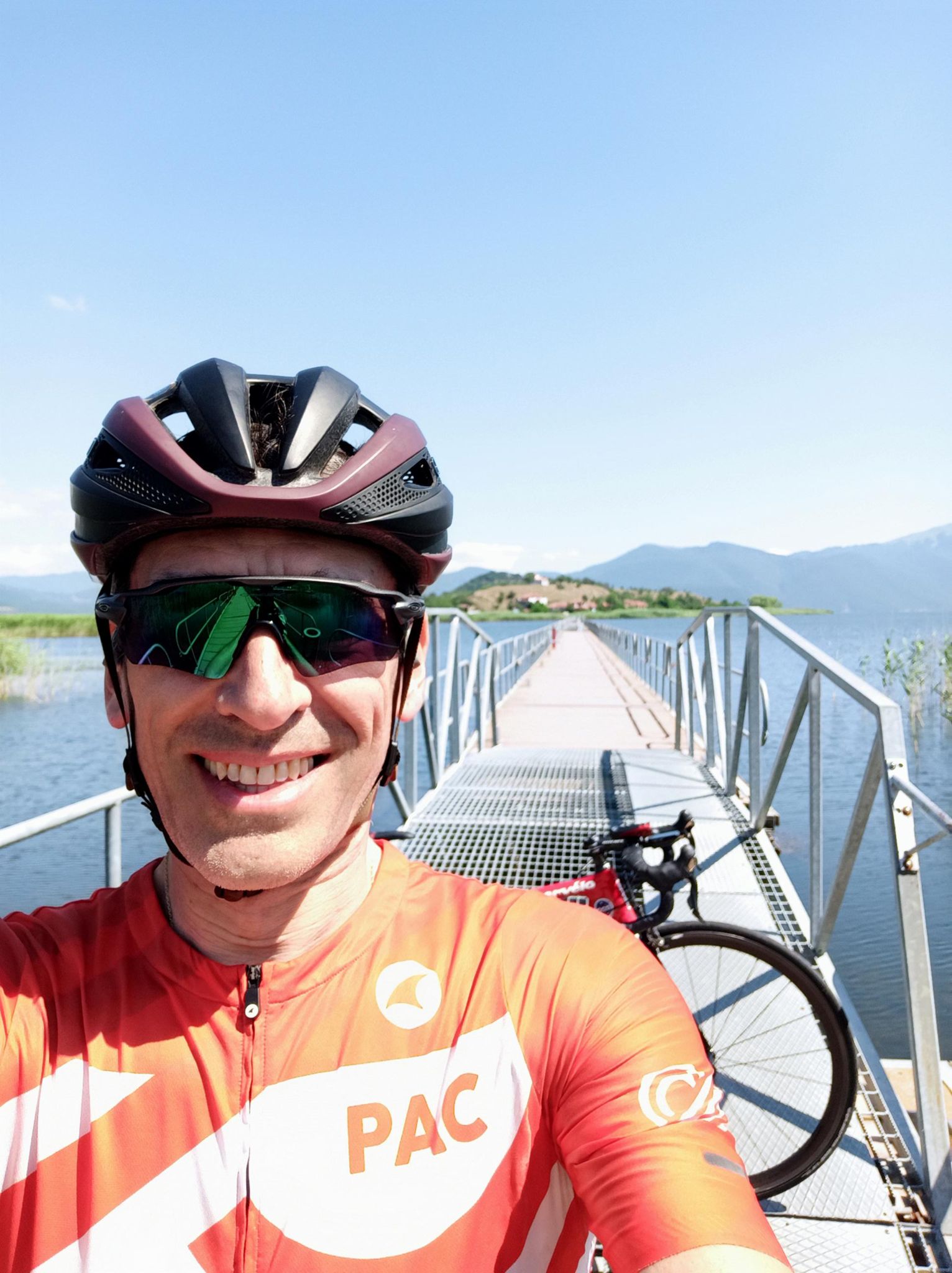 Thinking of summer rides, as November is setting in... (St Achilles island in the background).