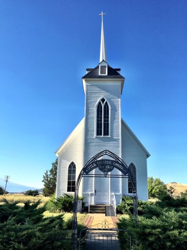 Saw this church from the distance and it quickly became my impromptu turning point.