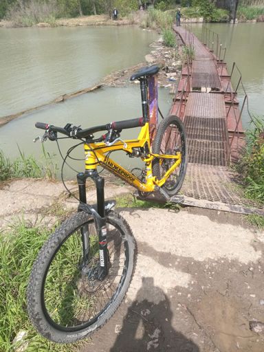 Через мостик