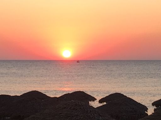 Great way to start the day 🌞🇬🇷