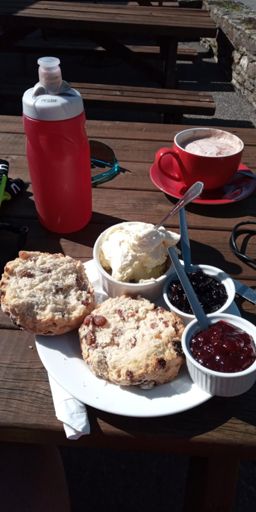 Withypool with wurtleberries and cream😋