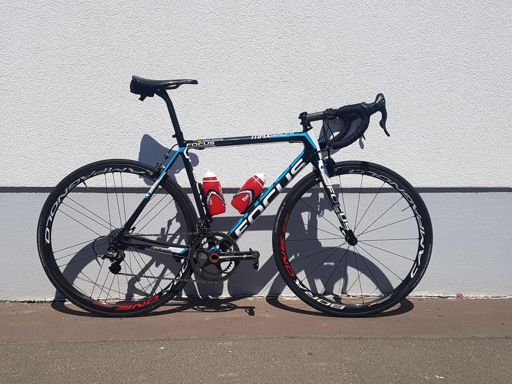 Das gute Teil, jetzt im Setup für bandscheibengeschädigte alte Herren...