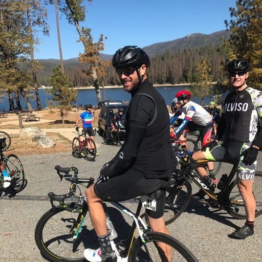 Gettin ready to 'Hammer' on after stop @ Bass Lake. Only 40+ mi to go. Gravel still to come