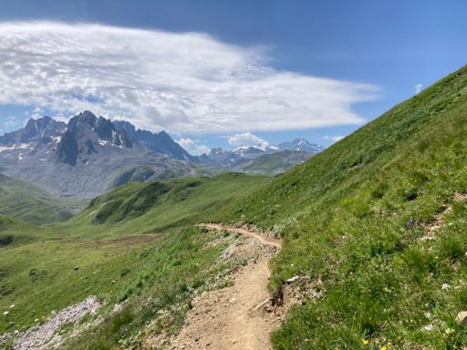 Vers le refuge du grand plan vue sur gebroulaz 
