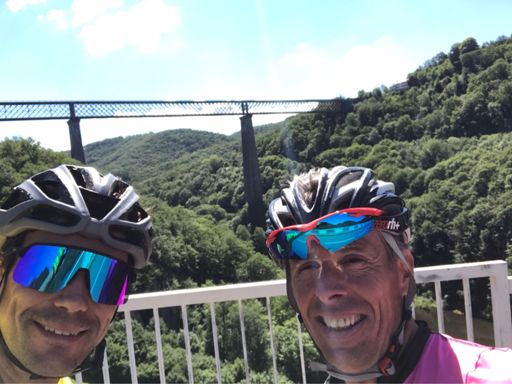 Avec un champion de 🇫🇷 ou plutôt derrière 🤩