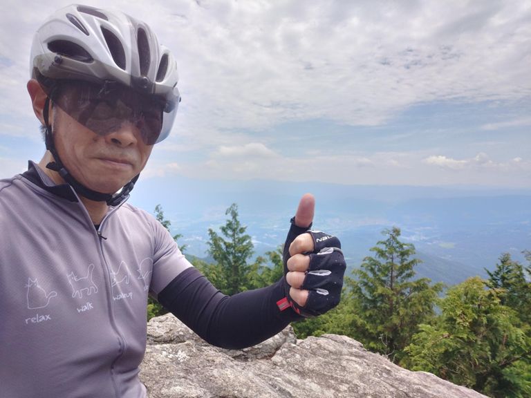 ギャラリーもいるので普通に自撮り...