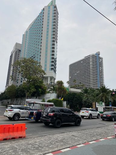 Pattaya beach apartments