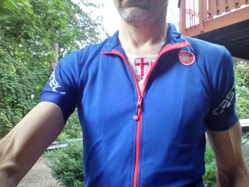 Grazie fratello Andon per questo maglia bella 🚴🚴🚴.