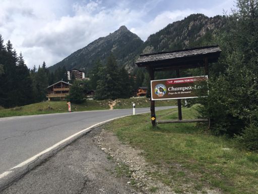 Dirty little climb up to the lake!