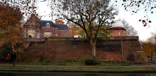 Sonnenborgh is een bolwerk en publiekssterrenwacht in de Nederlandse stad Utrecht. Keizer Karel V liet ter verdediging van de stad Utrecht tussen 1544 en 1558 vier stenen bolwerken aanleggen aan de binnenkant van de Stadsbuitengracht. Sonnenborgh is daar één van.