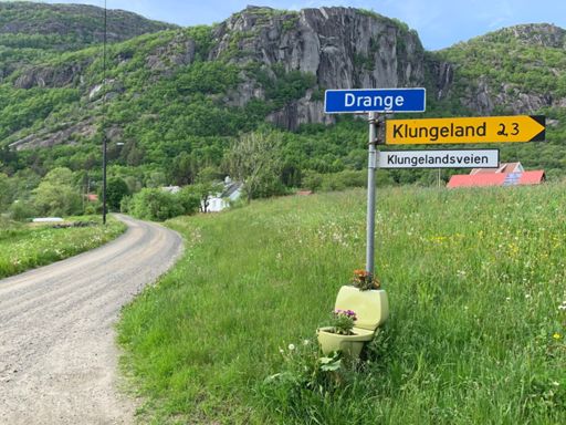 Det brenner ikke på dass i Drange