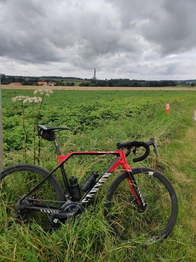 Plan incliné de ronquieres dans le fond