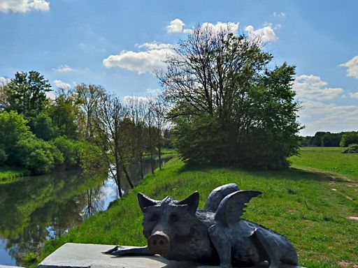 Nidda mit Grüngürtel-Tier