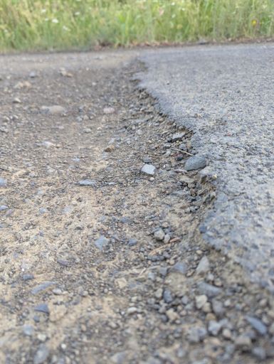 The cause of the 2nd pinch flat- didn't realise the lip had grown so large- hard to see in the dark