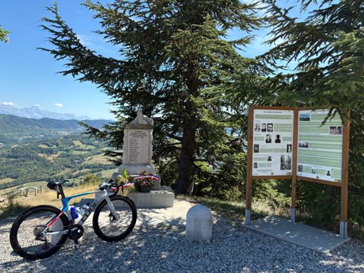 Sur les hauteurs de Miribel.