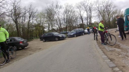 Oké, sok felé kell figyelni..