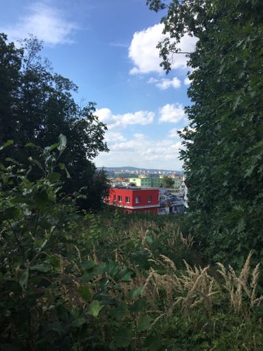 Tam na ten vrcholek jedem.