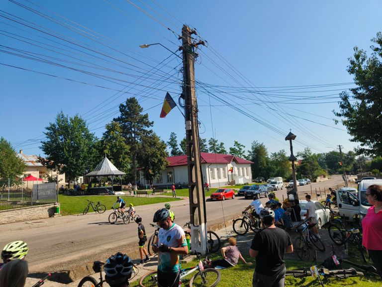 Race image