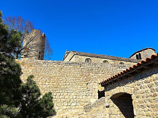 Eglise et tour dé chambles