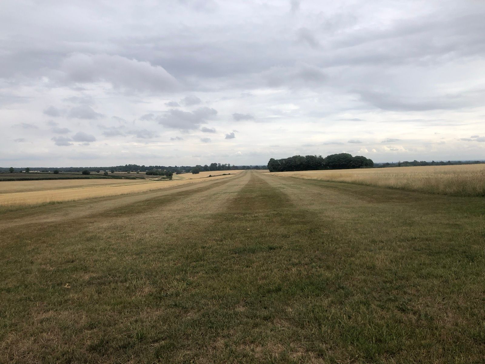 Badminton airfield
