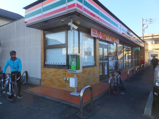 8:30に松伏のコンビニで集合。