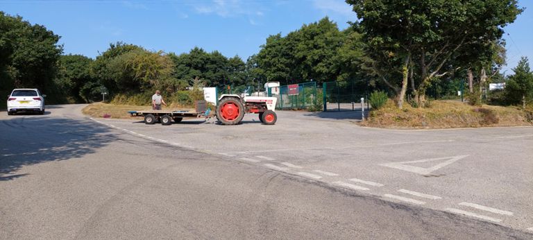 1976 David Brown tractor, borrowed from a friend, being used by a printer who has a few acres. Working early in the day before it gets hot.