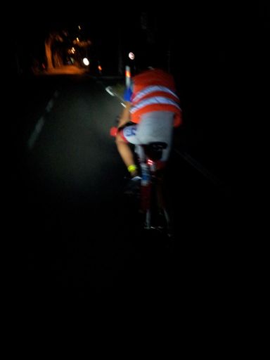 Premier tour de roue de nuit.