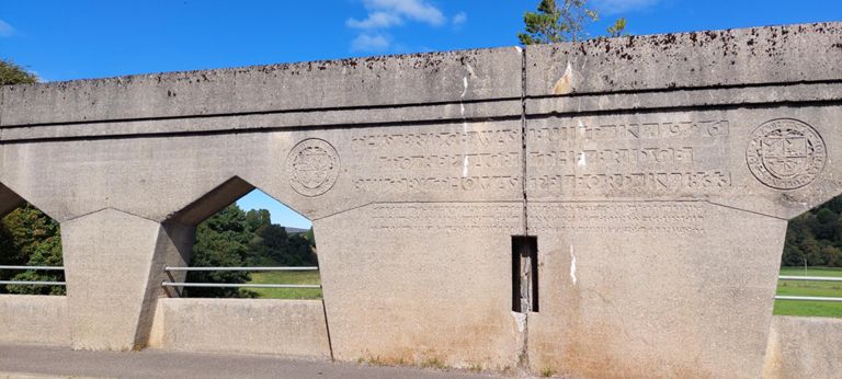 "The bridge was built in 1926 to replace the bridge built by Thomas Telford in 1833", which replaced an 1829 bridge by him lost in a flood.