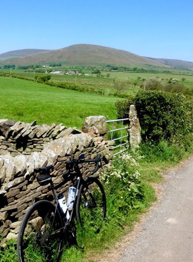 You can’t see the hang gliders in the distance. Beautiful to see them out again.