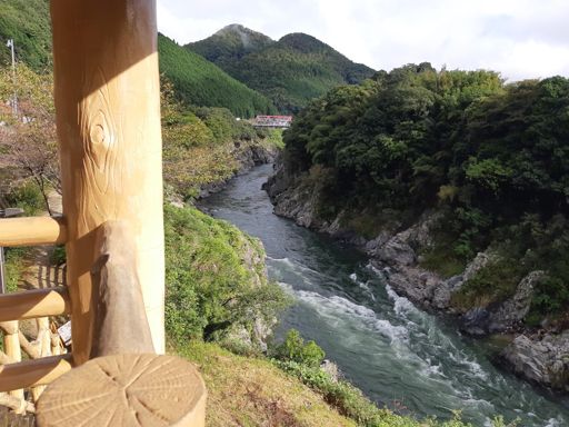 休憩中もライド中も飛騨川沿いの景色が素敵やった。
