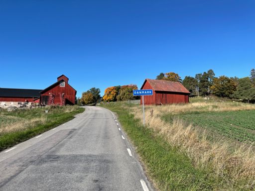 Röda stugor även i Danmark